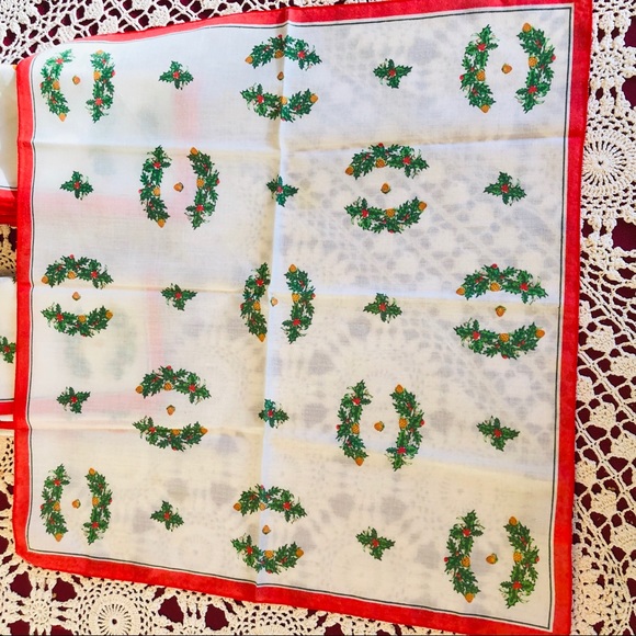 12 VTG Christmas Napkins Handkerchief Cotton Blend - Picture 4 of 8